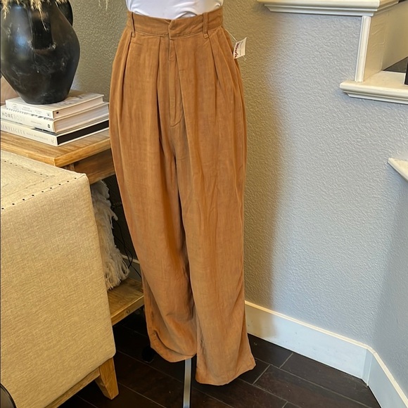 Free People Pants - FREE PEOPLE NWOT LINEN PLEATED PANTS SLOUCH HOBO HIPPIE BROWN SIZE SMALL